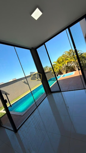Casa de Condomínio em Jardins Munique  -  Goiânia