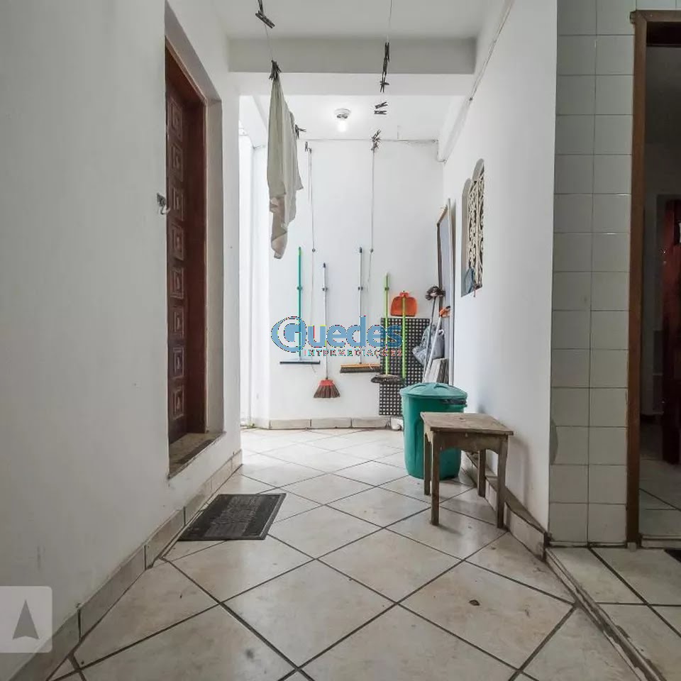 Casa à venda com 7 quartos, 1 suíte, 2 vagas e 250m² no Santo Amaro, São Paulo (SP) — foto 27 de 30