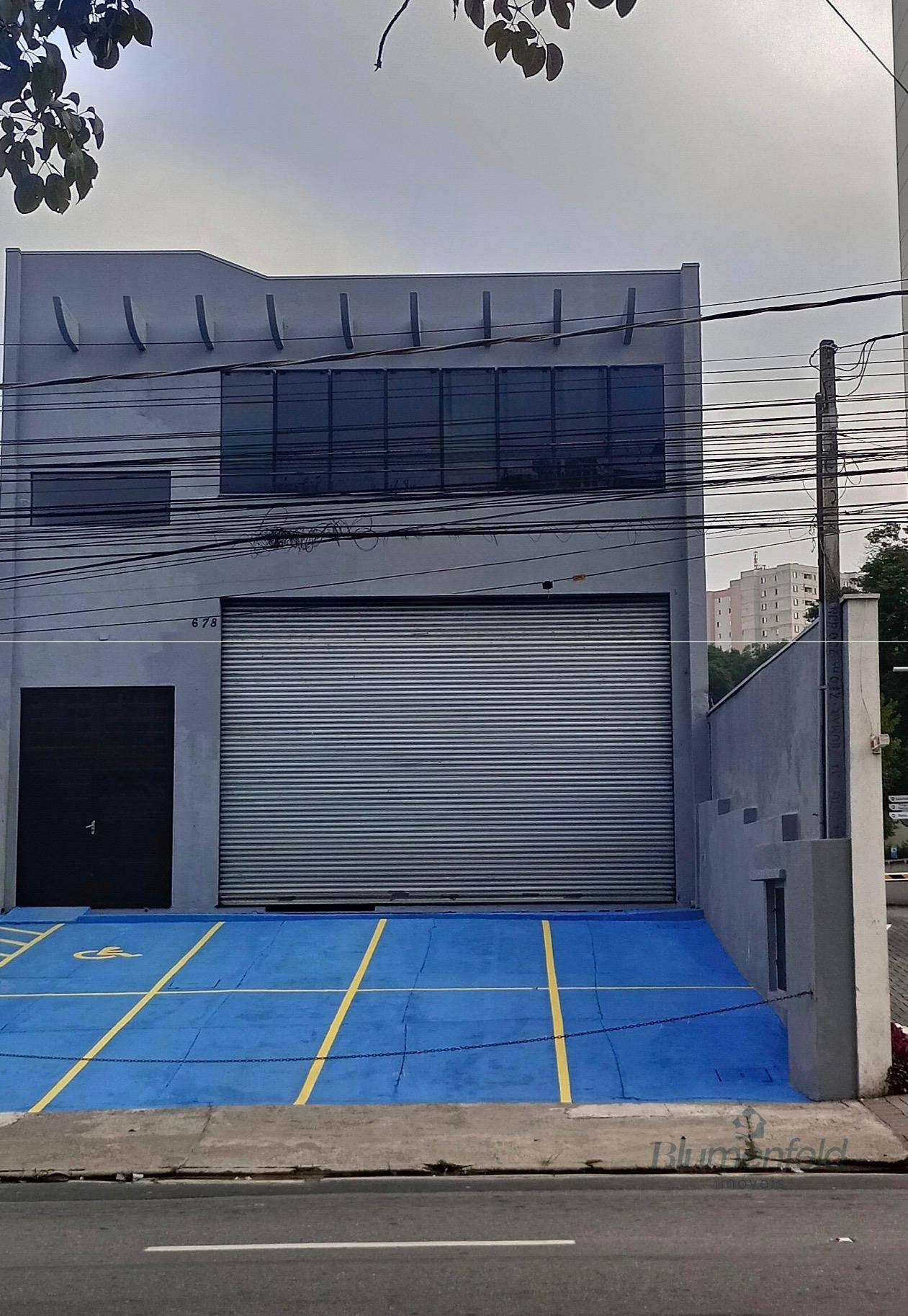 Comercial para alugar com 4 banheiros, 8 vagas e 650m² no Centro Residencial, Arujá — foto principal
