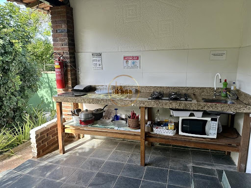 Pousada à Venda em Arraial d'Ajuda, 14 Suítes, 400m²