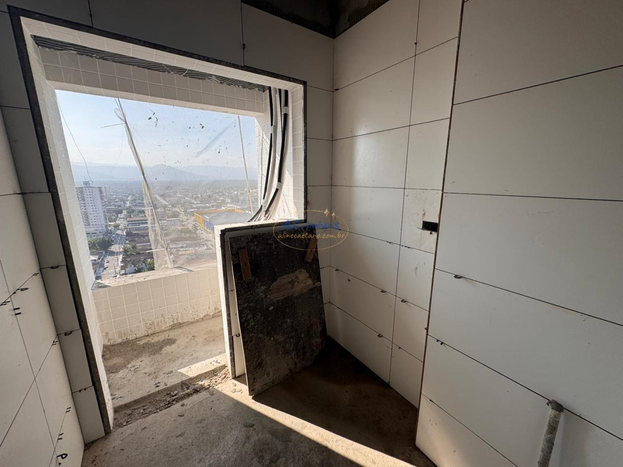 Apartamento à venda com 3 quartos, 1 suíte, 2 vagas e 104m² no Aviação, Praia Grande (SP) — foto 3 de 30