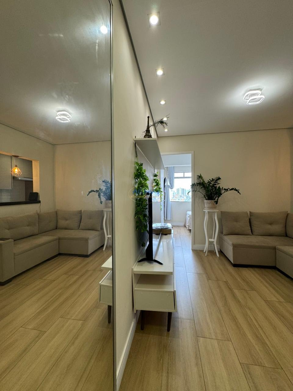 Apartamento à venda com 2 quartos, 1 banheiro, 1 vaga e 63m² no Vila Tupi, Praia Grande (SP) — foto 13 de 16