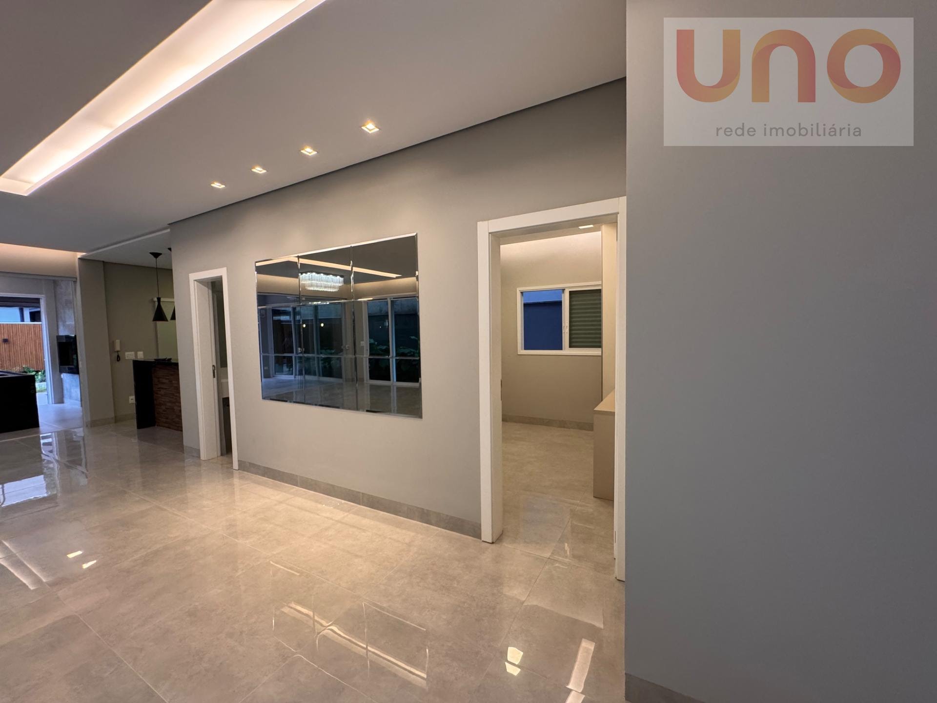 Casa à venda com 4 quartos, 4 suítes, 2 vagas e 308m² no Parque Residencial Maria A Pedrossian, Campo Grande (MS) — foto 12 de 30