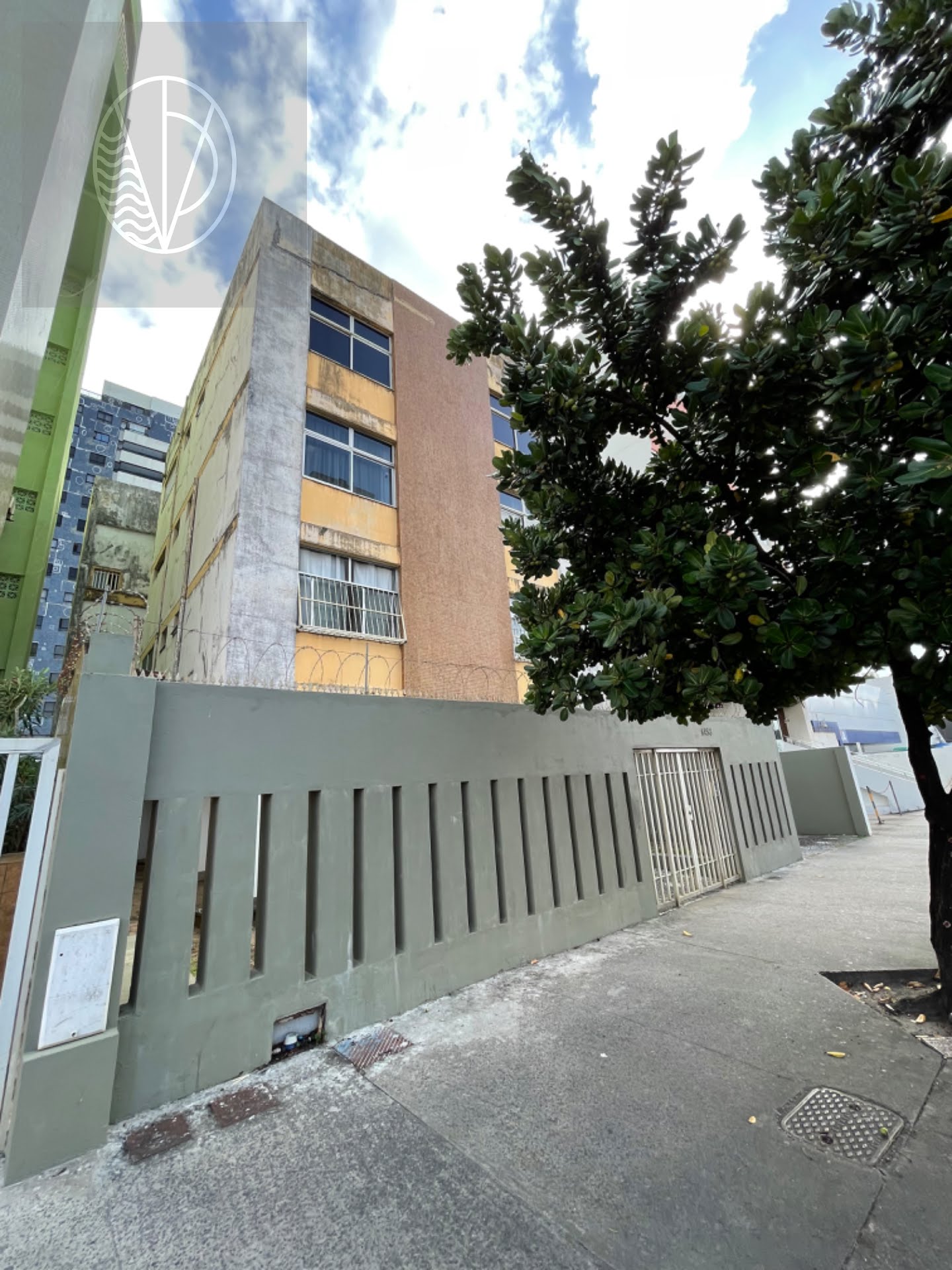 Casa à venda com 2 quartos, 1 banheiro, 10 vagas e 1575m² no Pituba, Salvador (BA) — foto 9 de 23