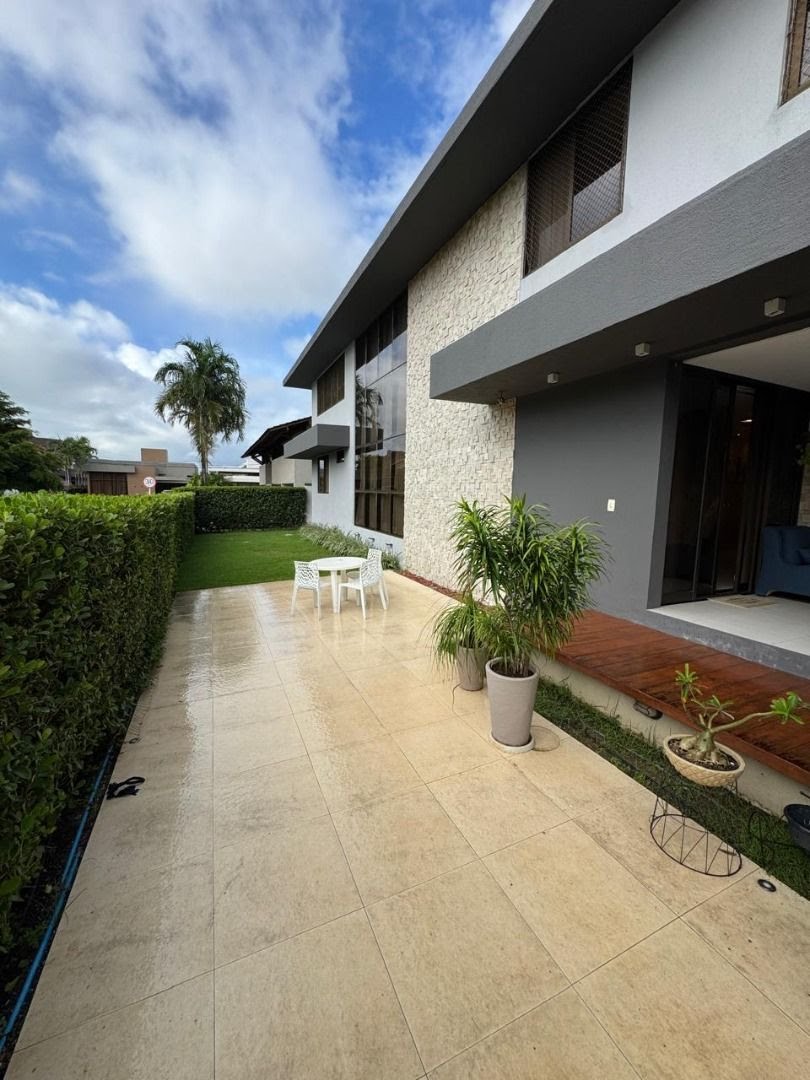 Casa à venda com 5 quartos, 5 suítes, 4 vagas e 365m² no Portal do Sol, João Pessoa (PB) — foto 28 de 30