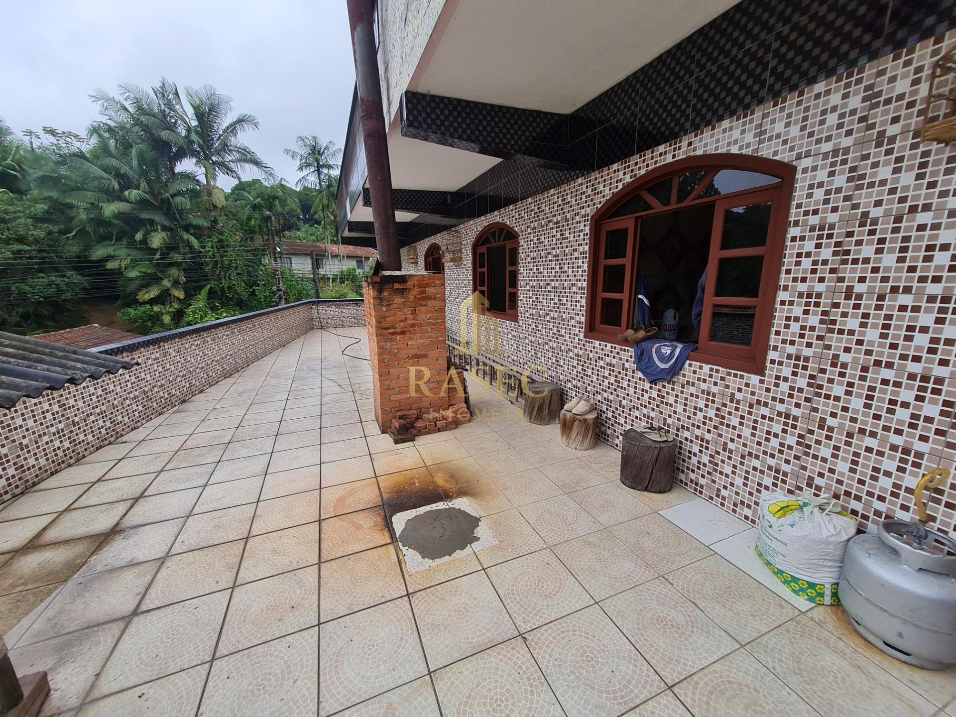 Casa à venda com 5 quartos, 2 banheiros, 2 vagas e 750m² no Paquetá, Brusque (SC) — foto 22 de 24