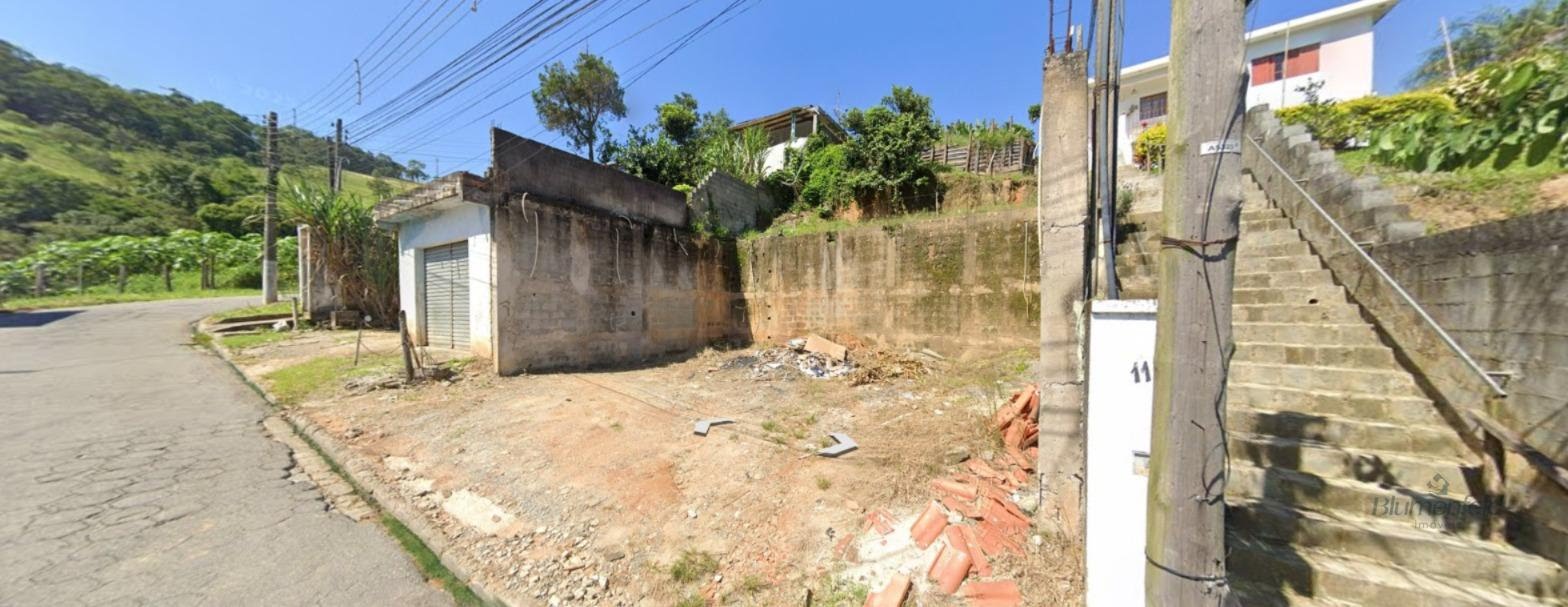 Terreno à venda com 400m² de terreno no Vila Arujá, Arujá — foto principal