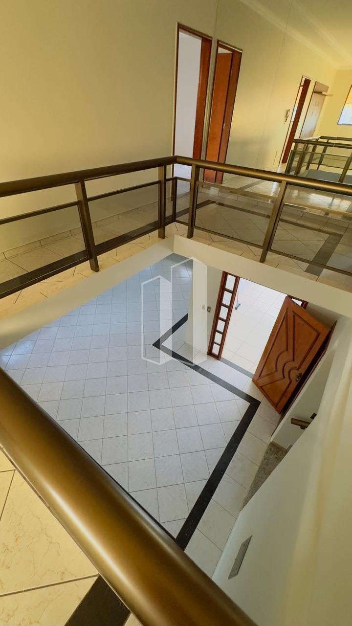 Casa, 4 quartos, 253 m² - Foto 15