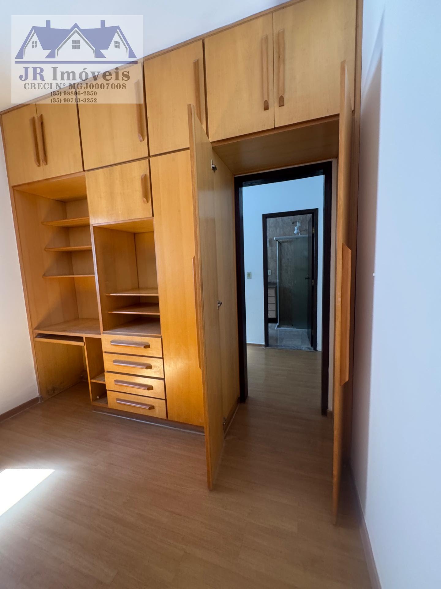Casa à venda com 3 quartos, 1 suíte, 1 vaga e 360m² no Nossa Senhora da Agonia, Itajubá (MG) — foto 10 de 30