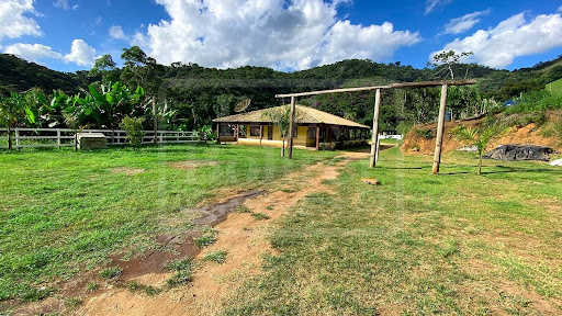 Fazenda em Amparo  -  Nova Friburgo
