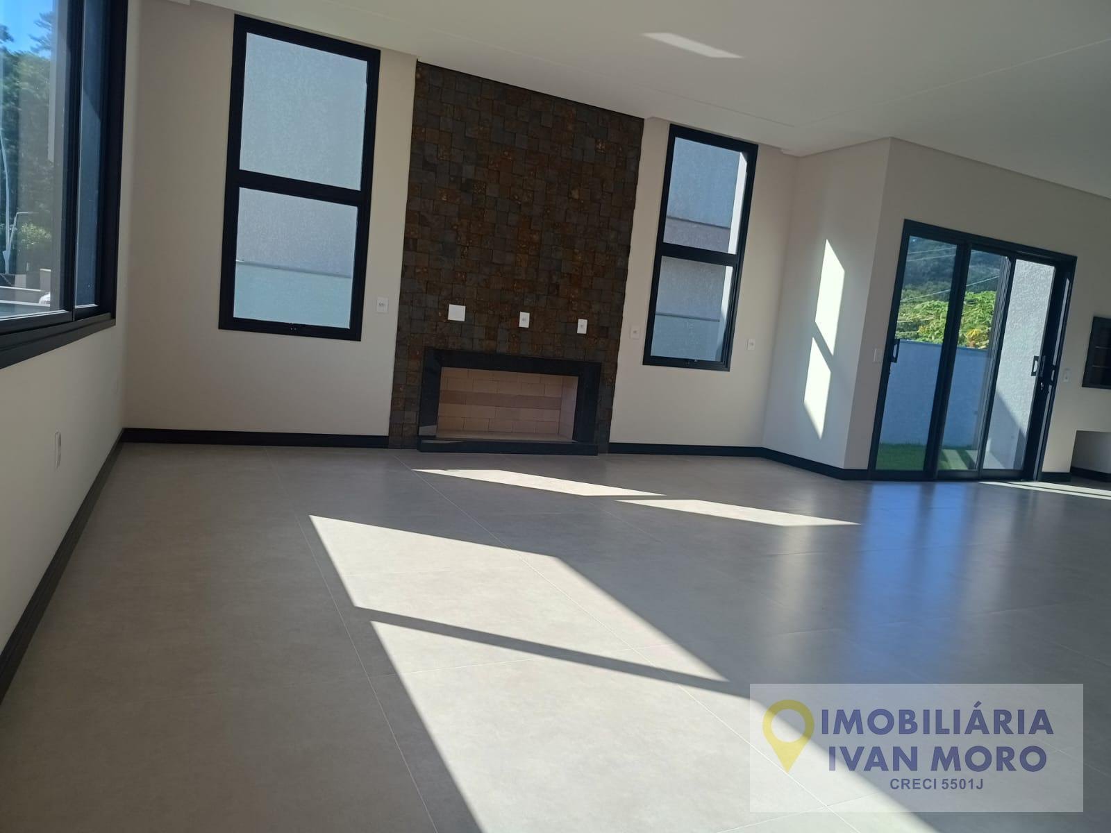 Casa à venda com 4 quartos, 3 suítes, 4 vagas e 250m² no São João do Rio Vermelho, Florianópolis (SC) — foto 5 de 30