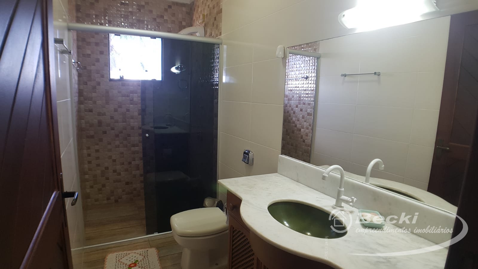 Casa à venda com 4 quartos, 1 suíte, 2 vagas e 310m² no Jarivatuba, Joinville (SC) — foto 14 de 24