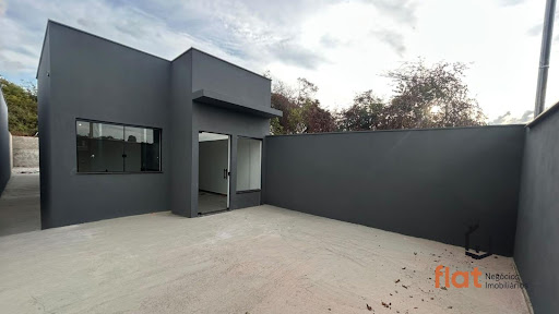 Casa em construção à venda no bairro São José em Pará de Minas | 2 quartos sendo 01 suíte com closet