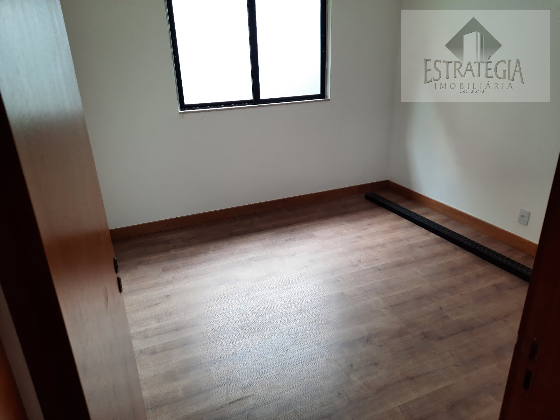 Casa à venda com 3 quartos, 2 suítes, 3 vagas e 230m² no Duarte Silveira, Petrópolis (RJ) — foto 15 de 21