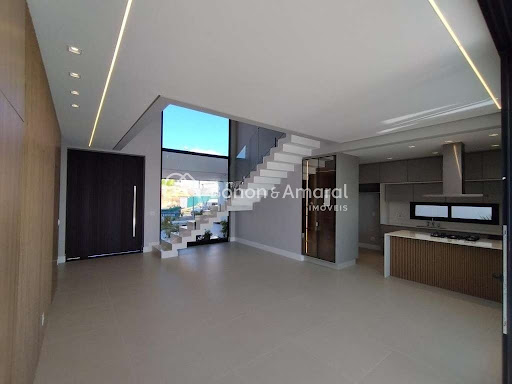 Casa de Condomínio, 4 quartos - Foto 1