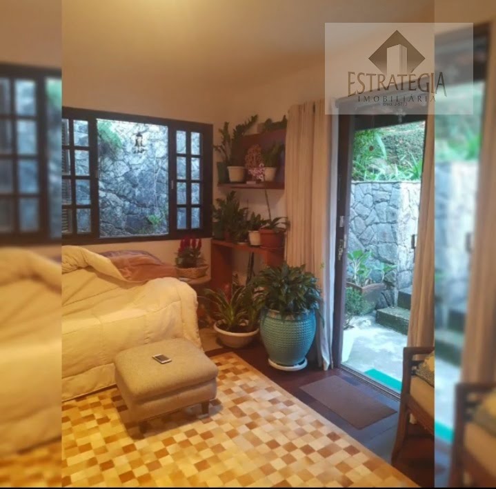 Casa à venda com 2 quartos, 1 suíte, 2 vagas e 240m² no Quitandinha, Petrópolis (RJ) — foto 22 de 29