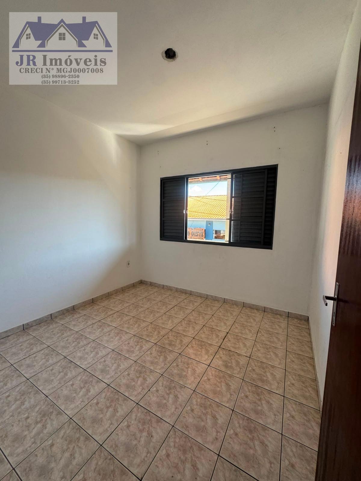 Casa para alugar com 3 quartos e 1 banheiro no Centro, Piranguçu (MG) — foto 20 de 20