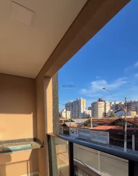 Casa à venda com 3 quartos, 1 suíte, 2 vagas e 95m² no Vila Assuncao, Praia Grande (SP) — foto 8 de 11