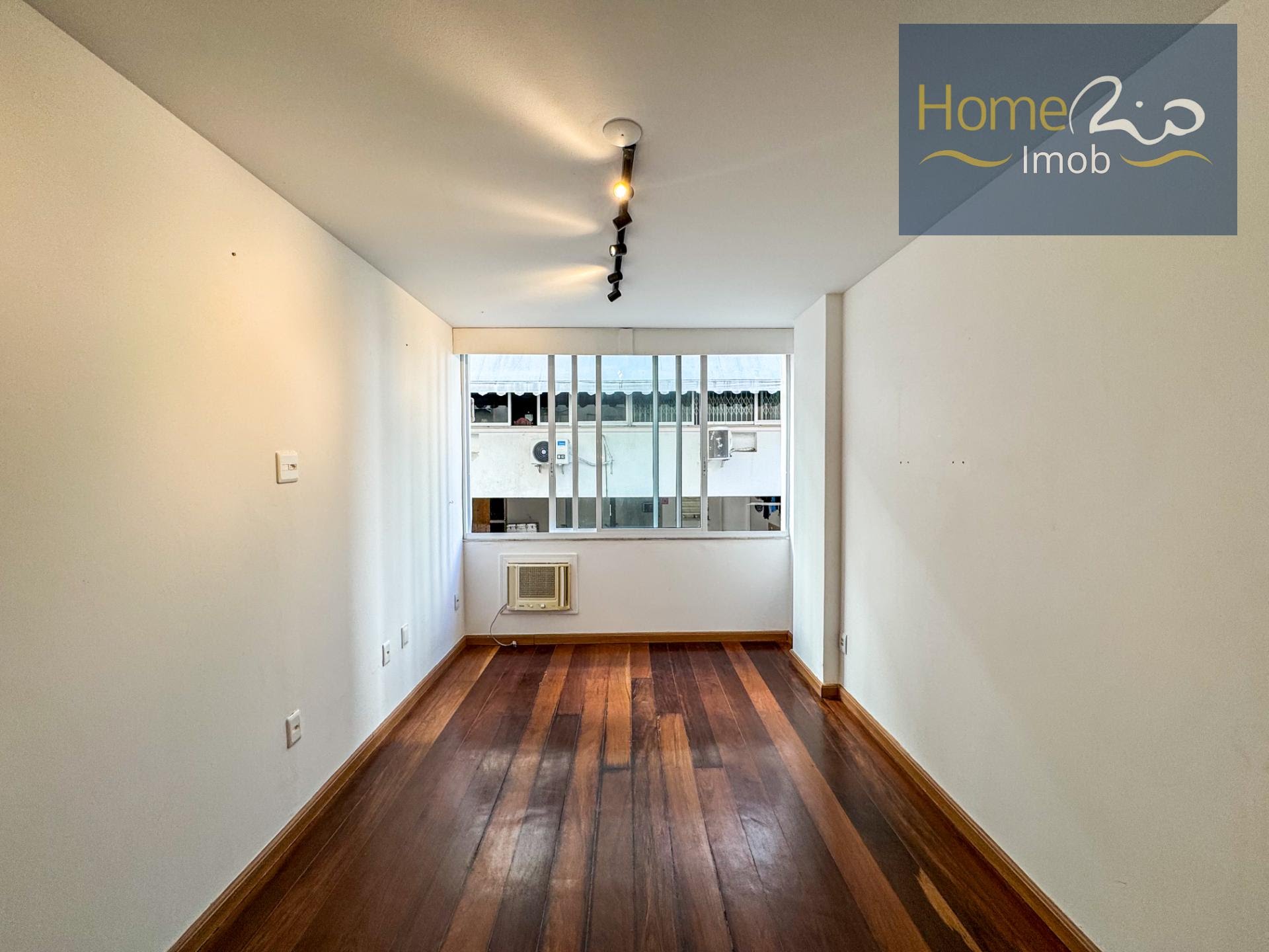 Apartamento para alugar com 2 quartos, 2 banheiros e 65m² no Leblon, Rio de Janeiro (RJ) — foto 2 de 30