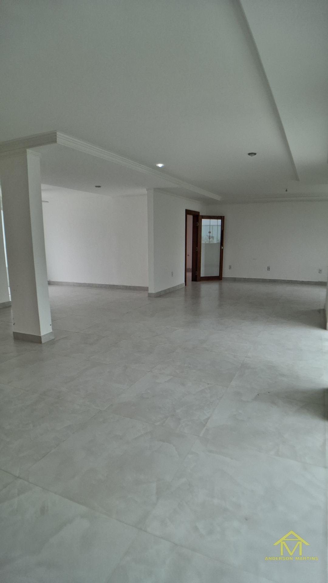 Casa à venda com 4 quartos, 4 banheiros, 3 vagas e 450m² no Interlagos, Vila Velha (ES) — foto 13 de 19
