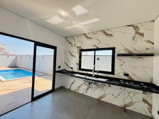 Casa em Condomínio no Campos do conde em Sorocaba, 155.6m², 03 dormitórios, 01 suíte , 04 vagas de garagem.