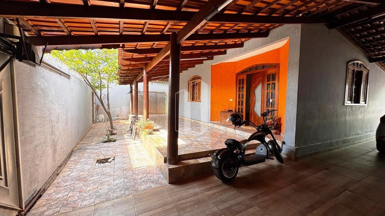Casa, 3 quartos, 302 m² - Foto 3