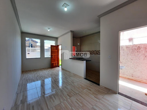 Casa à Venda em Esplanada Santa Terezinha, Taubaté, 3 Quartos