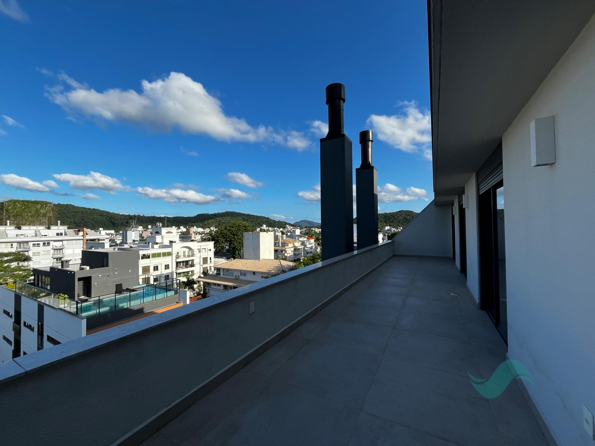 Cobertura à venda com 4 quartos, 4 suítes, 3 vagas e 240m² no Jurerê, Florianópolis (SC) — foto 13 de 19