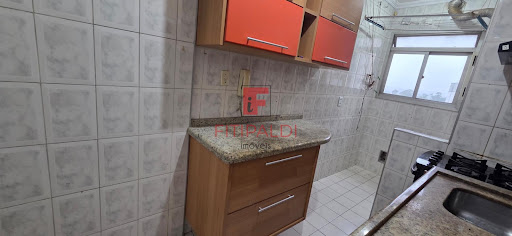 Alugo Apartamento 2 Dormitórios em Guarulhos