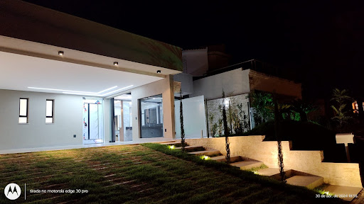 Casa de Condomínio em Nova Uberlândia  -  Jardim Barcelona