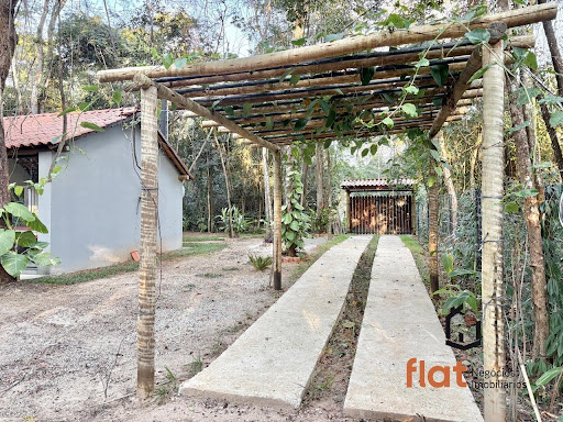 Sítio à Venda em Florestal: 110m², 1 Quarto e 2 Banheiros