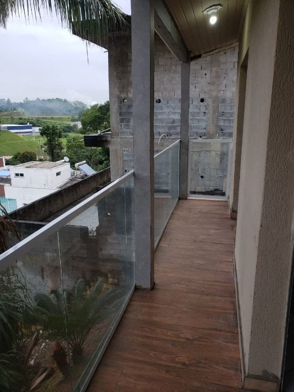 Casa à venda com 4 quartos, 1 suíte e 230m² no Condomínio Country Club, Arujá (SP) — foto 18 de 18
