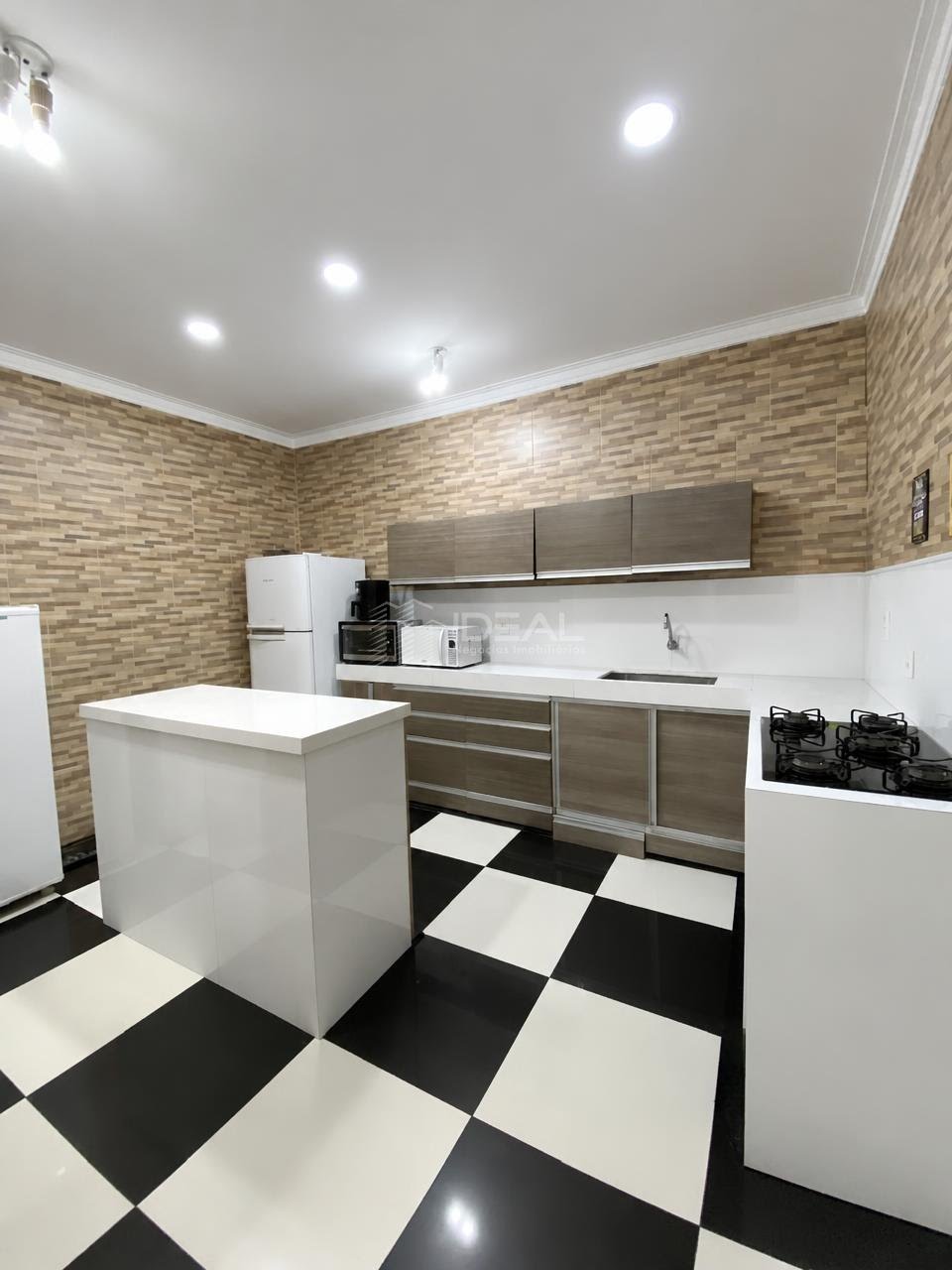 Casa à venda com 3 quartos, 1 suíte, 4 vagas e 110m² no Novo Jockey, Campos dos Goytacazes (RJ) — foto 13 de 30