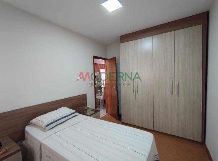 Casa à venda com 3 quartos, 1 suíte, 3 vagas e 134m² no Jordanópolis, São Bernardo do Campo (SP) — foto 9 de 24