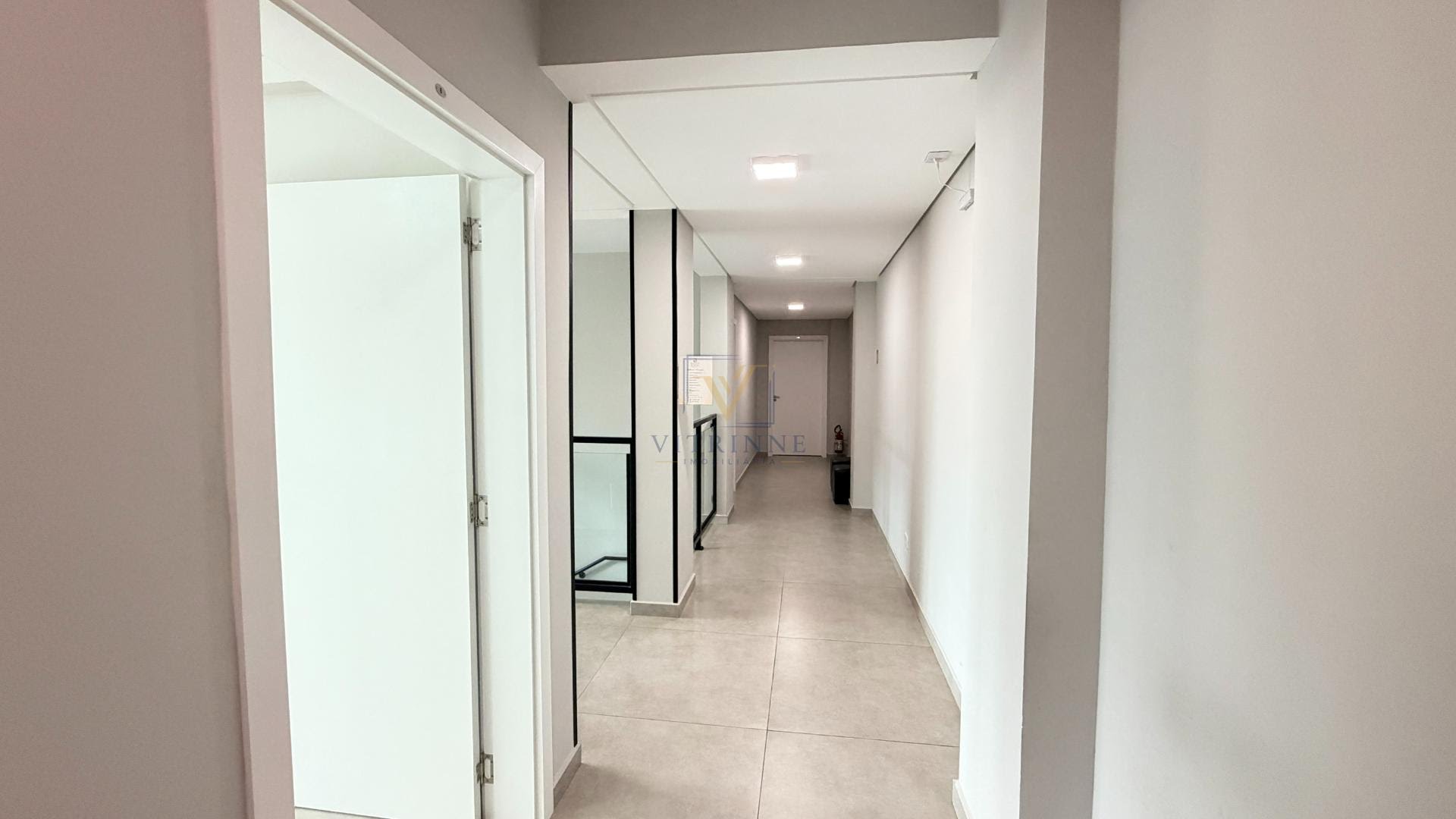 Comercial para alugar com 1 banheiro, 1 vaga e 25m² no Santa Cândida, Curitiba (PR) — foto 7 de 19