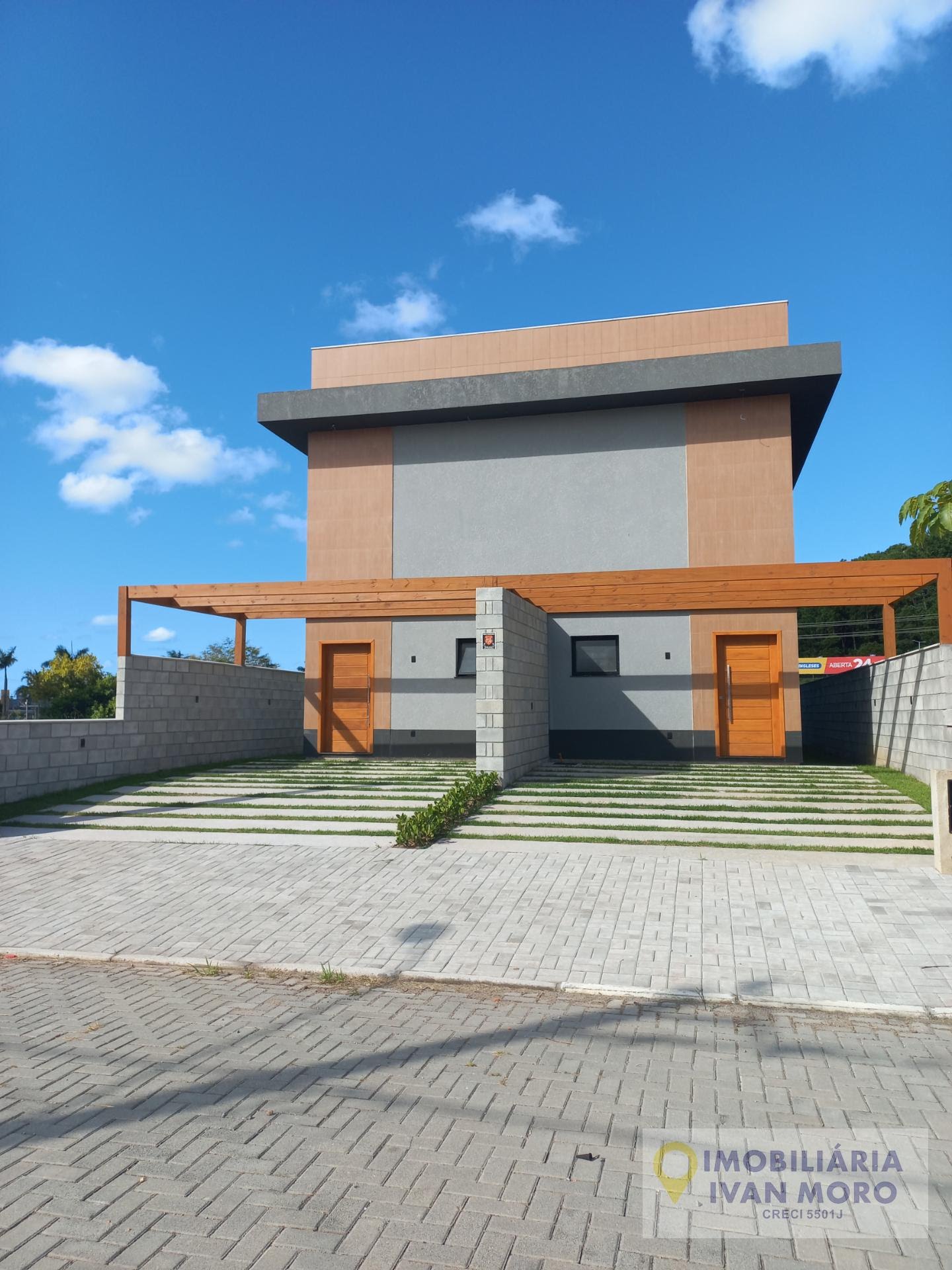 Casa à venda com 3 quartos, 3 suítes, 2 vagas e 154m² no Canasvieiras, Florianópolis (SC) — foto 2 de 30