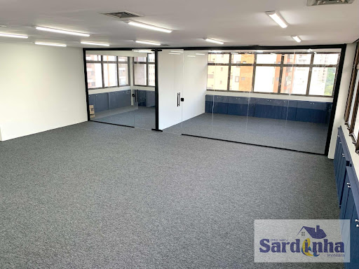 Sala Comercial 130m² para Alugar no Brooklin Novo - SP