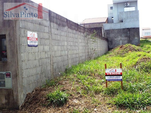 Terreno em ¨ Quintas de Santa Cruz ¨em Taubaté.