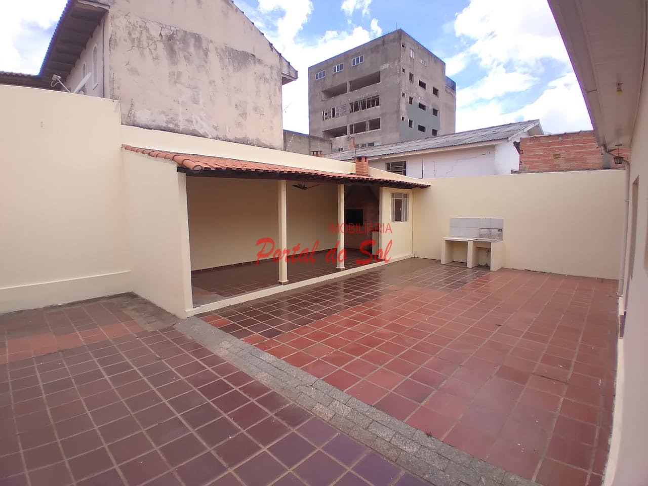Casa à venda com 3 quartos, 1 suíte, 4 vagas e 441m² no Centro, Santo Antônio da Platina (PR) — foto 3 de 19