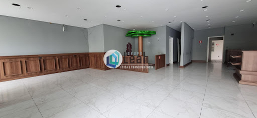 Casa Comercial em Vila Adyana  -  São José dos Campos