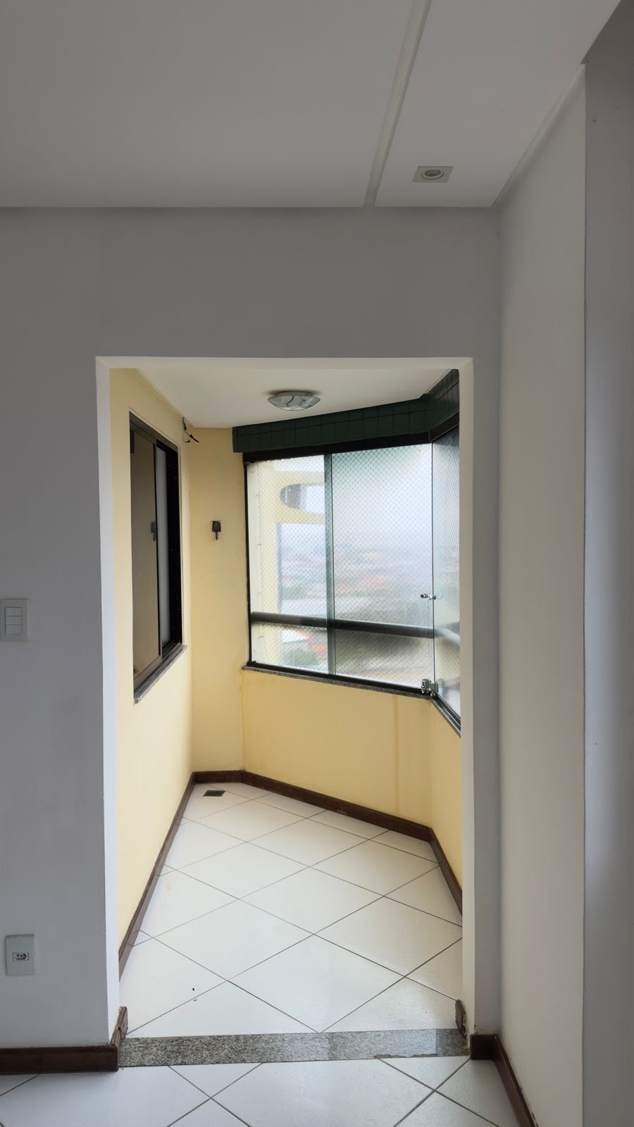Apartamento à venda com 2 quartos, 1 banheiro e 84m² no Ponto Central, Feira de Santana (BA) — foto 3 de 15