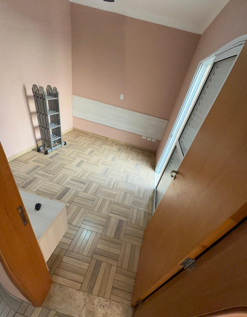 Apartamento à venda com 4 quartos, 1 suíte, 4 vagas e 220m² no Parque São Domingos, São Paulo (SP) — foto 23 de 30