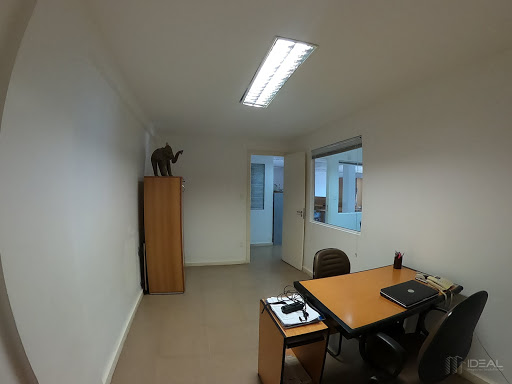 Sala comercial para locação no Vip's Center Shopping em Campos dos Goytacazes, RJ. 