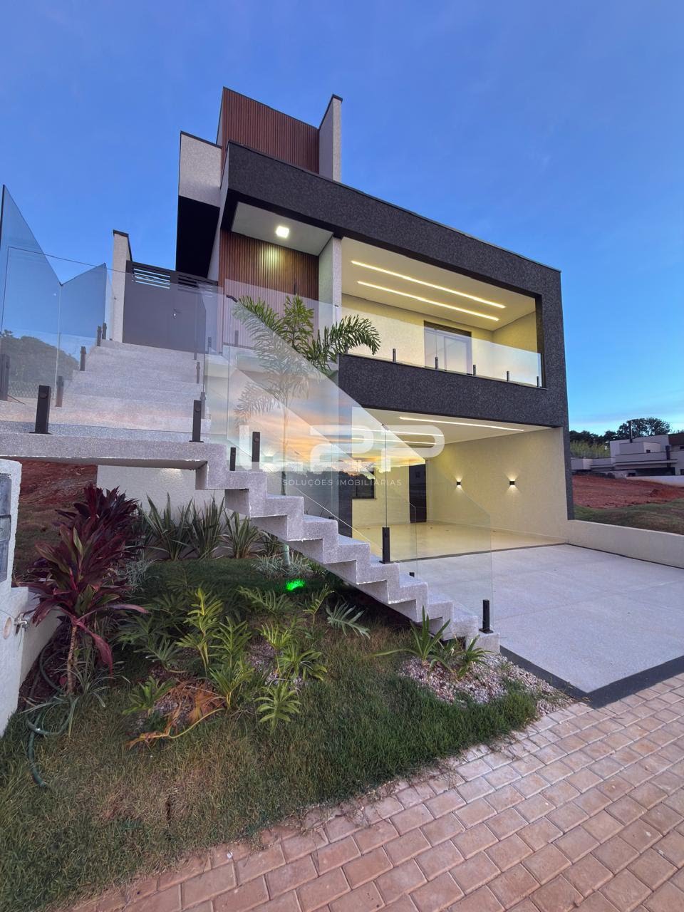 Casa à venda com 3 quartos, 1 suíte, 4 vagas e 220m² no Medeiros, Jundiaí (SP) — foto 4 de 30