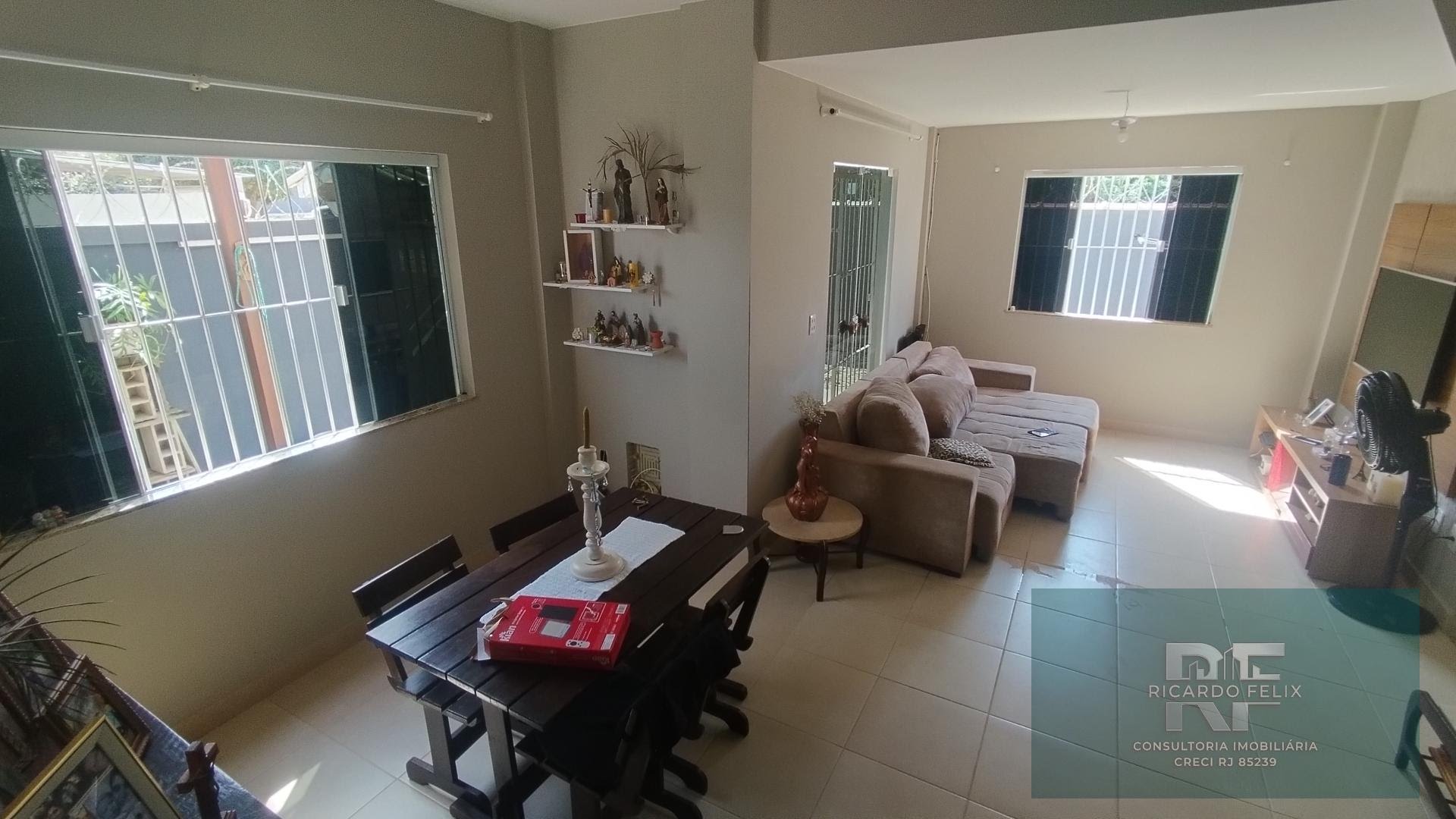 Casa à venda com 4 quartos, 1 suíte, 3 vagas e 343m² no Verdes Mares, Rio das Ostras (RJ) — foto 18 de 30
