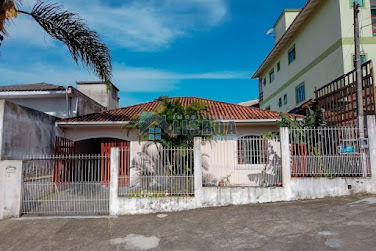 Casa em Forquilhas  -  São José