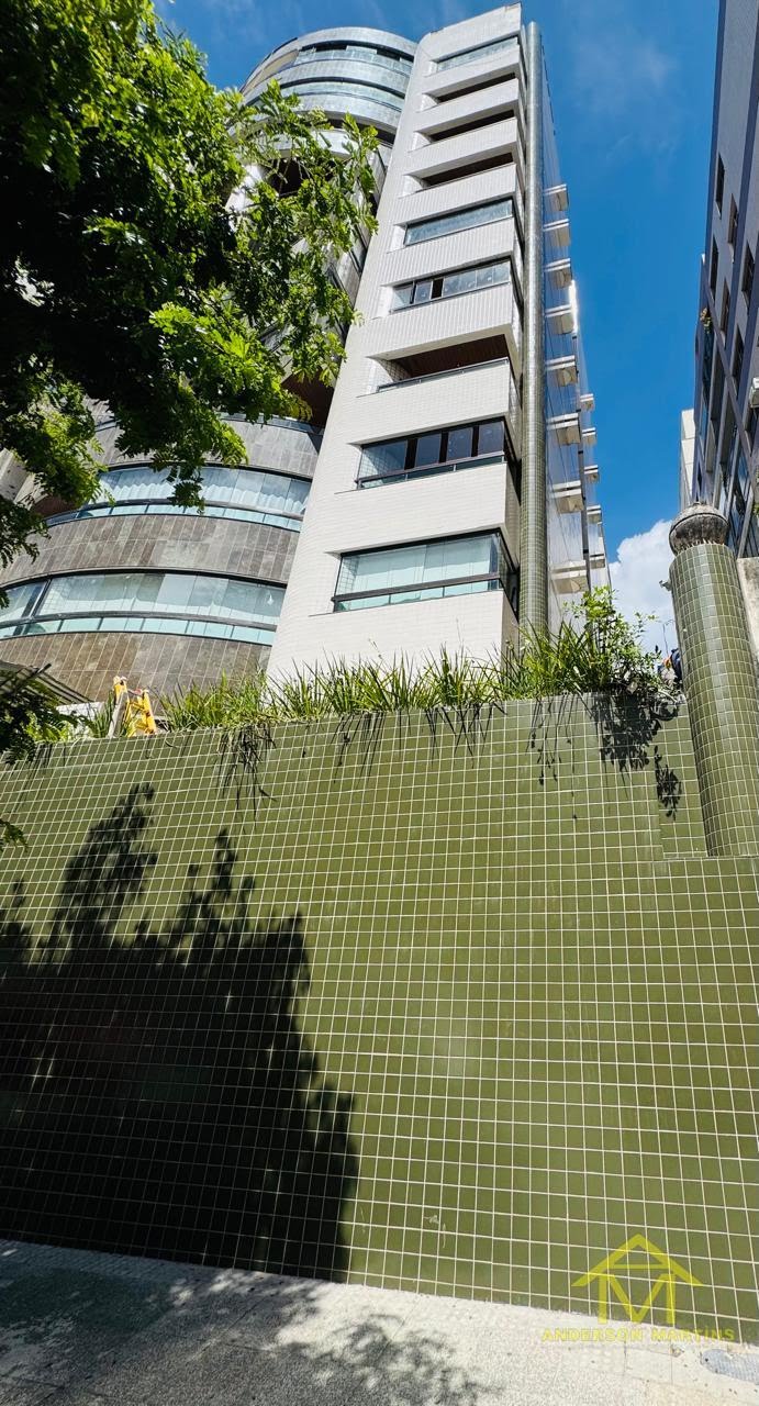 Apartamento, 4 quartos, 205 m² - Foto 2
