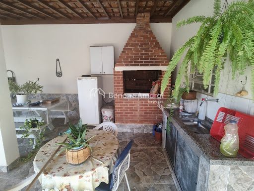 Casa, 3 quartos, 180 m² - Foto 1