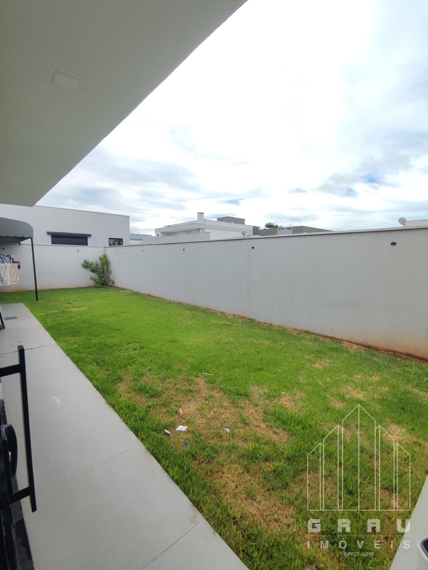 Casa no Condomínio Leonardo da Vinci  -  Foz do Iguaçu