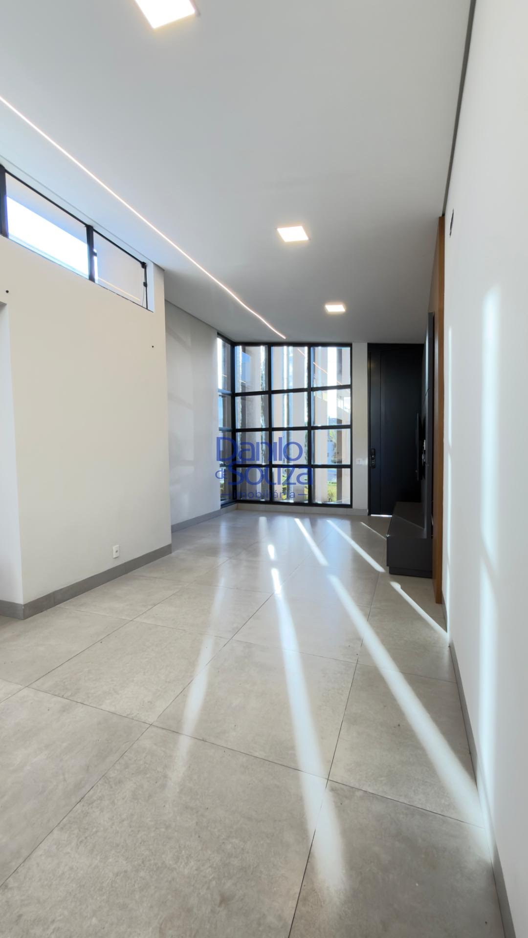 Casa à venda com 3 quartos, 1 suíte, 4 vagas e 360m² no Villagio Park, Araxá (MG) — foto 9 de 30